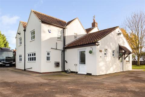 3 bedroom equestrian property for sale, Gainsborough Road, Northorpe, North Lincolnsire, DN21