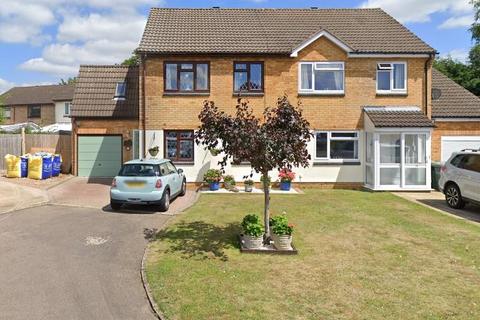 3 bedroom semi-detached house for sale, Banbury, ,  Oxfordshire,  OX16