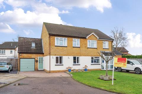 3 bedroom semi-detached house for sale, Banbury,  Oxfordshire,  OX16