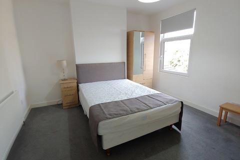 undefined, Dagmar Grove, Beeston, Nottingham, Nottinghamshire, NG9