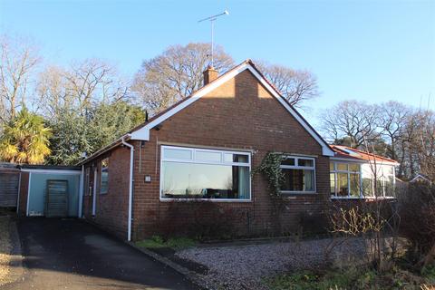 2 bedroom detached bungalow for sale, Lilac Grove, Warwick