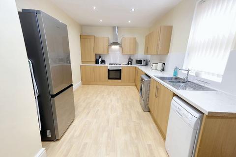 3 bedroom end of terrace house for sale, Gladstone Road, Eccles, M30