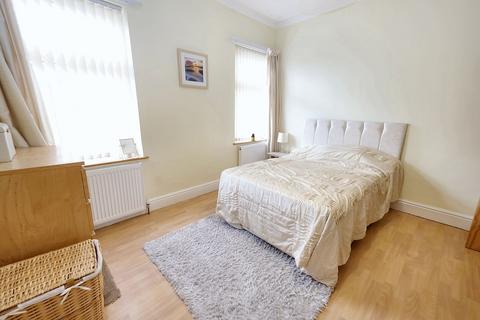 3 bedroom end of terrace house for sale, Gladstone Road, Eccles, M30