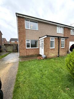 2 bedroom semi-detached house to rent, Staplehurst, Kent