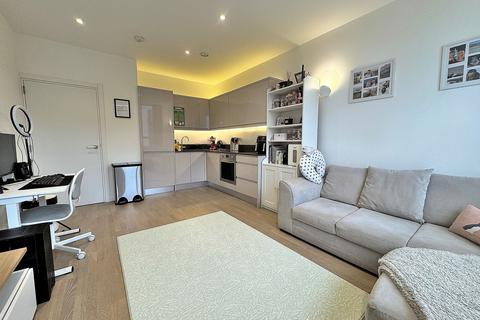 1 bedroom flat for sale, Silbury Boulevard, Milton Keynes MK9