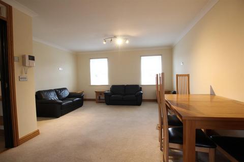 2 bedroom flat to rent, Flat 6 Rivergate HouseBrigg RoadBarton Upon HumberNorth Lincolnshire