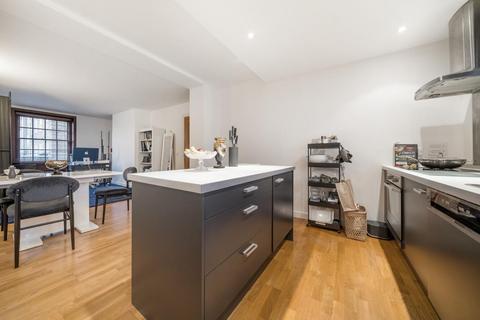 1 bedroom flat for sale, Scott Avenue, London