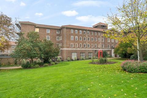 1 bedroom flat for sale, Scott Avenue, London