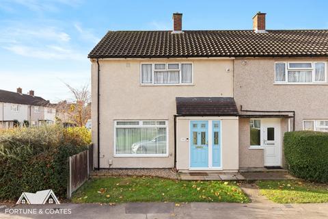 2 bedroom end of terrace house for sale, Long Ley, Harlow