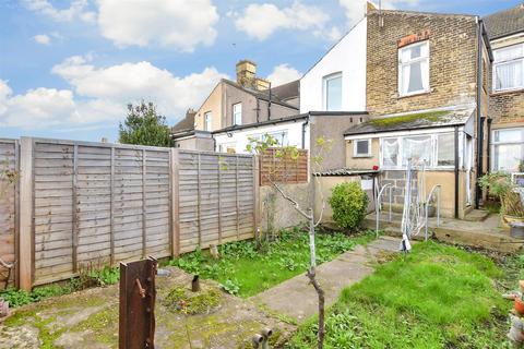 3 bedroom terraced house for sale, Park Avenue, Northfleet, Kent