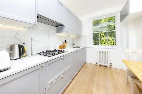 3 bedroom flat to rent, Gloucester Square, London W2