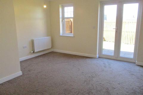 2 bedroom semi-detached house to rent, Leander Close, Whitehaven CA28