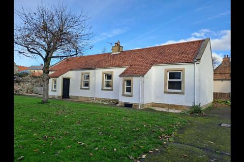 2 bedroom bungalow to rent, 8 Crossgates, Holy Island, Berwick upon Tweed, TD15 2ST