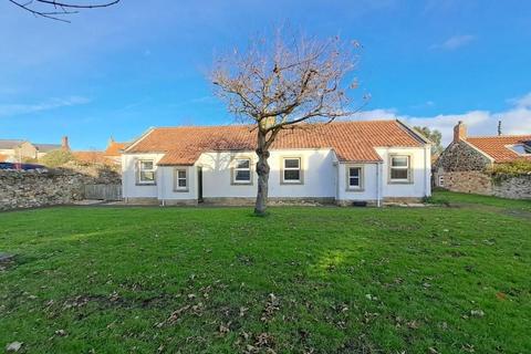 2 bedroom bungalow to rent, 8 Crossgates, Holy Island, Berwick upon Tweed, TD15 2ST