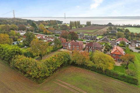 3 bedroom semi-detached house for sale, Ferriby High Road, North Ferriby,HU14 3LE