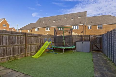 2 bedroom terraced house for sale, Oaksheath Gardens, Worthing