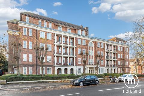 3 bedroom apartment for sale, West Heath Court, London NW11