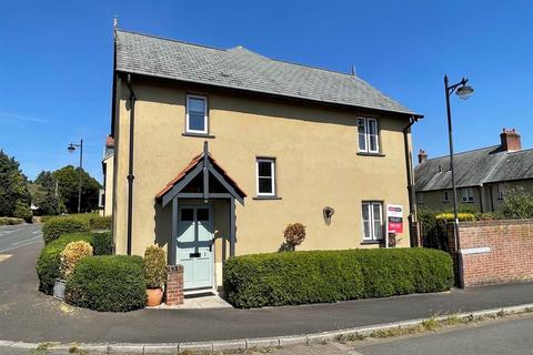 3 bedroom semi-detached house to rent, Landunvez Place, Bradninch, Exeter