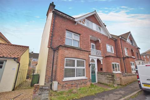 4 bedroom terraced house for sale, Salisbury Road, Cromer