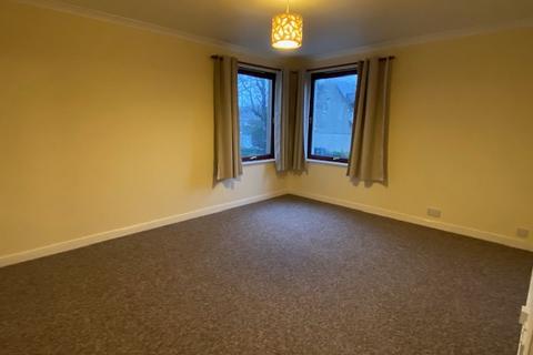 2 bedroom flat to rent, Cygnet Court, Duddingston Road, Edinburgh EH15