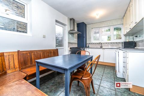 undefined, Dunlace Road, London, E5