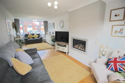 3 bedroom semi-detached house for sale, Manor House Lane, Birmingham B26