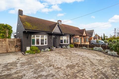 3 bedroom semi-detached bungalow for sale, Bruce Grove, Wickford, SS11