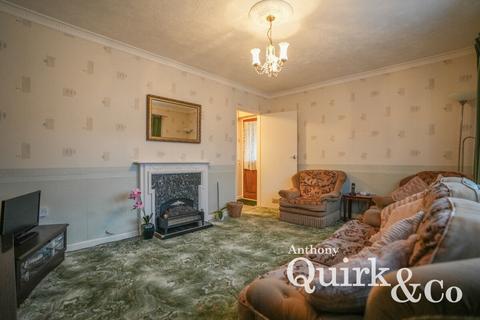 2 bedroom semi-detached bungalow for sale, Montague Place, Canvey Island, SS8