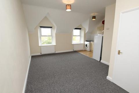 1 bedroom flat to rent, Hanham Road, Bristol BS15