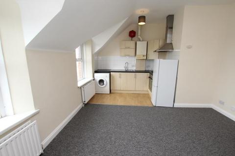 1 bedroom flat to rent, Hanham Road, Bristol BS15