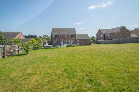 4 bedroom detached house for sale, Shepherd Close, Newmarket CB8