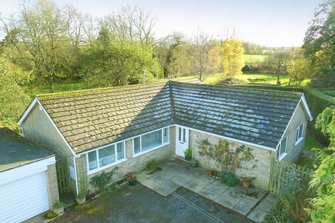 3 bedroom detached bungalow for sale, Kelmarsh Road, Clipston