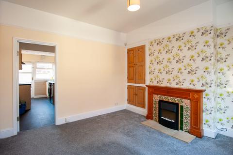 2 bedroom terraced house to rent, Hubert Street, York YO23