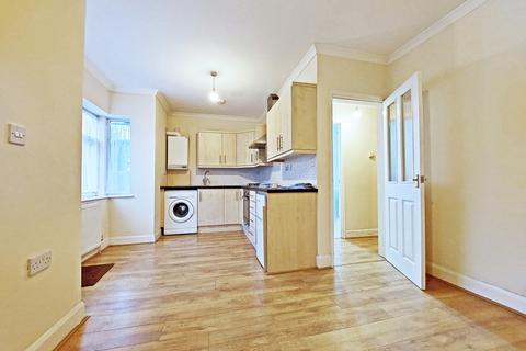 2 bedroom maisonette for sale, Shaftesbury Avenue, Harrow HA2