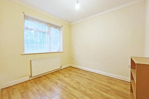 2 bedroom maisonette for sale, Shaftesbury Avenue, Harrow HA2