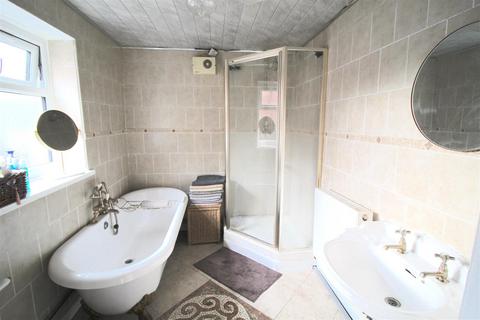 16 Fourth Avenue, Bordesley Green, Birmingham, B9 5RQ