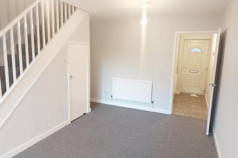 2 bedroom semi-detached house to rent, Cambridge Street, Mansfield