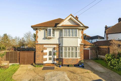 3 bedroom detached house for sale, Woodyates Road, Lee