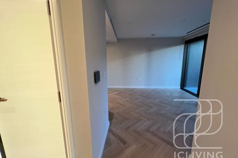 1 bedroom flat to rent, Parkland Walk London SW6