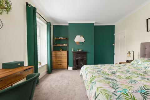 31 Ellenbro Road, Sheffield, S6 4QT