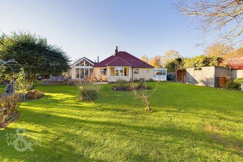 3 bedroom detached bungalow for sale, Croft Lane, Diss