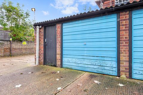 Garage to rent, Garage - Mulgrave Road, Belmont