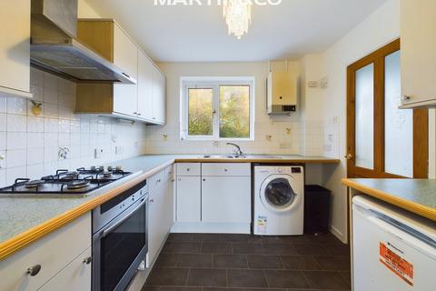 2 bedroom end of terrace house for sale, Tamar Way, Wokingham