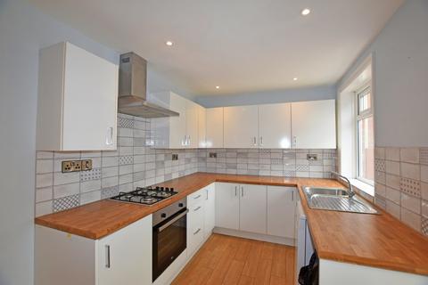 10 Moorside, Scarborough, YO12 5SJ