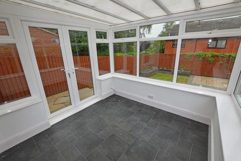 10 Moorside, Scarborough, YO12 5SJ