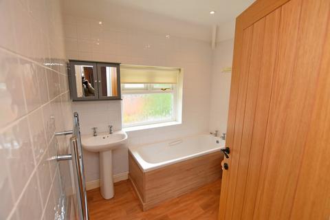 10 Moorside, Scarborough, YO12 5SJ
