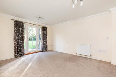 2 bedroom ground floor flat for sale, Chilbolton Avenue, Winchester, SO22