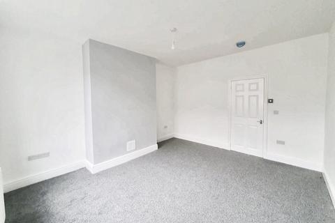 2 bedroom terraced house to rent, Lower East Avenue, Barnoldswick, Lancashire, BB18 6DN