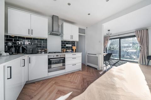 22 Veryan Close, Orpington, BR5 3NQ