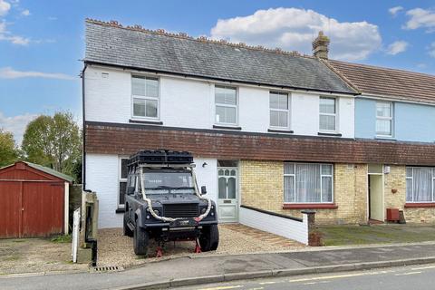 3 bedroom end of terrace house for sale, Cudworth Road, Ashford TN24